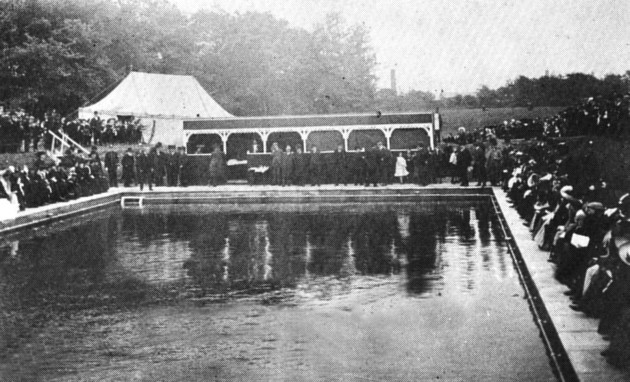 Moor Park Open Air Baths opening ceremony, 1905